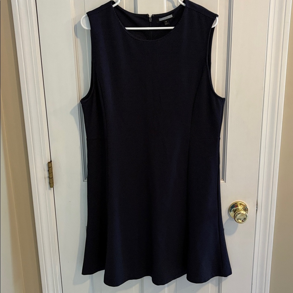 Sleeveless Navy Blue Dress with polka dots. Banana republic size xl like new